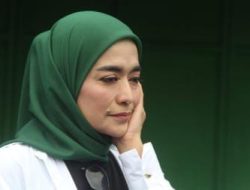 Pedangdut Nana Mardiana, Tersentuh Hatinya Melihat Korban Kebakaran Pada 10 Desember Lalu