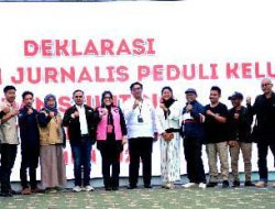 Sejumlah Jurnalis Jawa Barat, Deklarasi Mendukung Program Pembangunan Keluarga di Jawa Barat