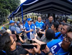 Muhammad Farhan Siap Membeli Saham Persib