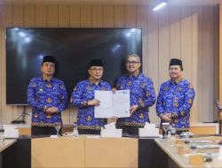 Resmi Walikota Bandung Merotasi Jajaran Direksi Perusahaan Daerah Air Minum (PDAM) Tirtawening