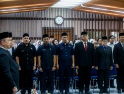 Wali Kota Bandung Melantik TIga Pejabat Tinggi Pratama dan 51 Pejabat Fungsional