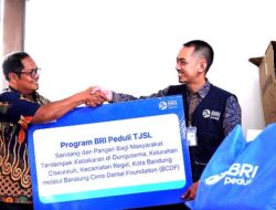 Pekerja BRI Region 9 Bandung, Salurkan Bantuan Sembako bagi Korban Kebakaran di Ciseureuh